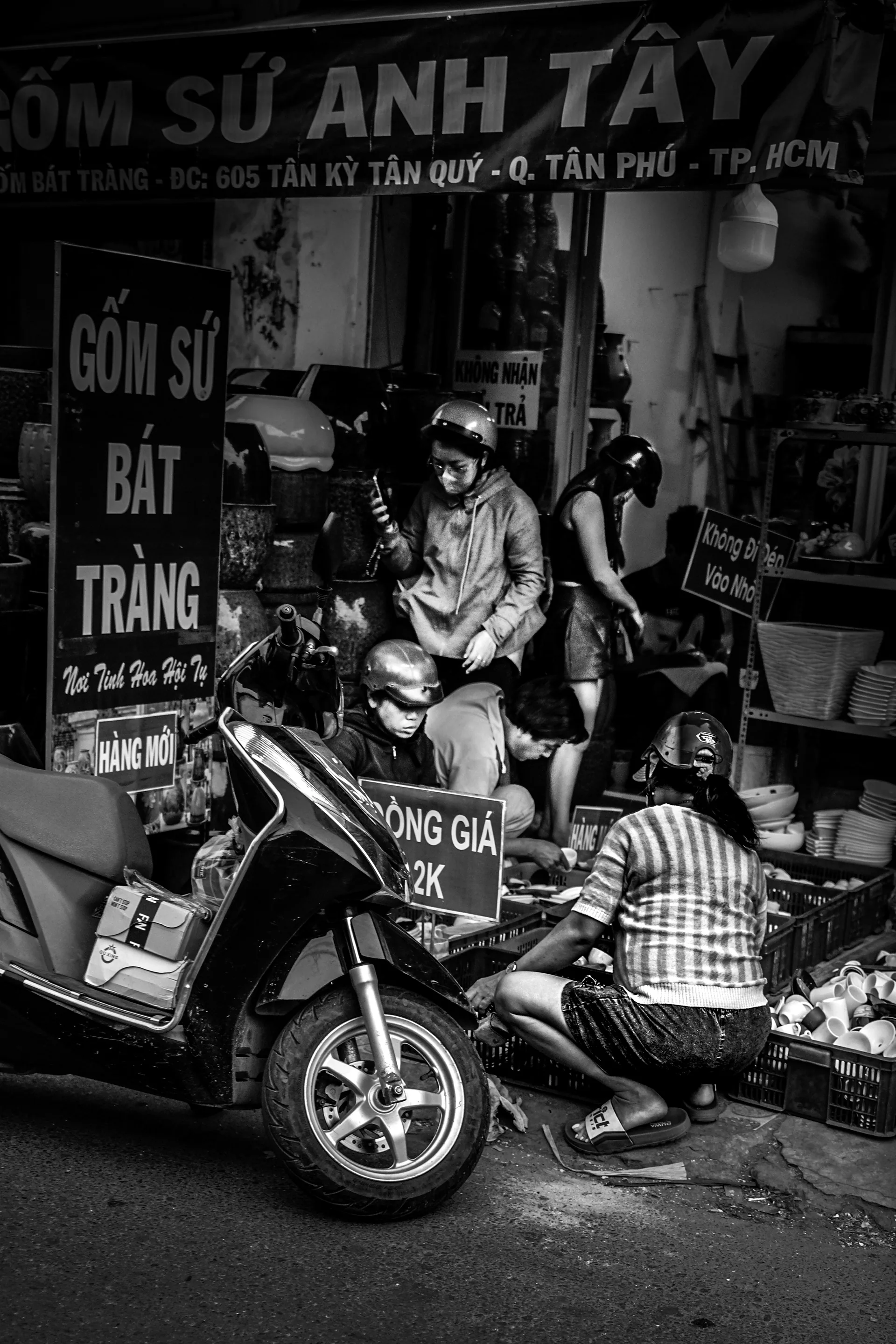 STREET PHOTO — still